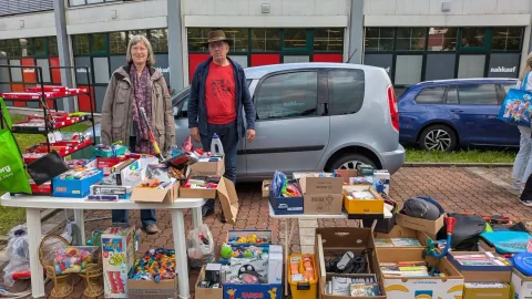 Flohmarktstand beim Dorfflohmarkt Legefeld 2026