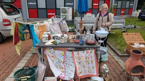 Flohmarktstand beim Dorfflohmarkt Legefeld 2026